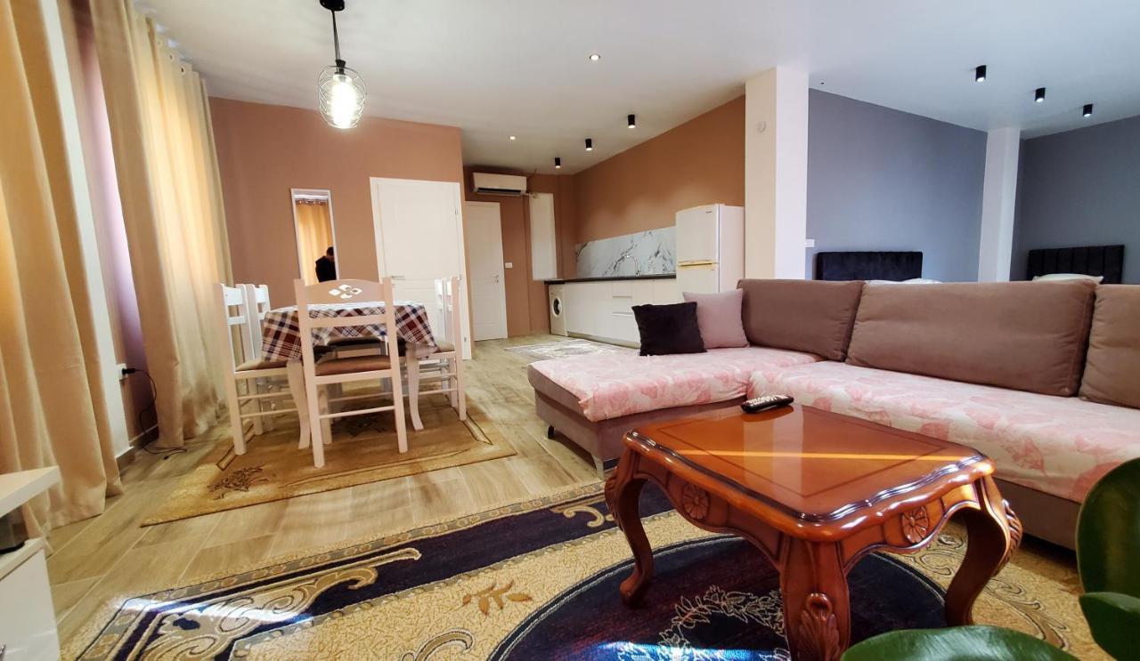 Sirius Apartment Shkoder Luaran gambar